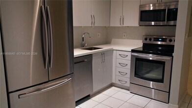 13302 SW 152nd St in Miami, FL - Building Photo - Building Photo