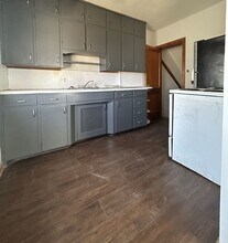 721-721 W 11th St in Waterloo, IA - Building Photo - Building Photo