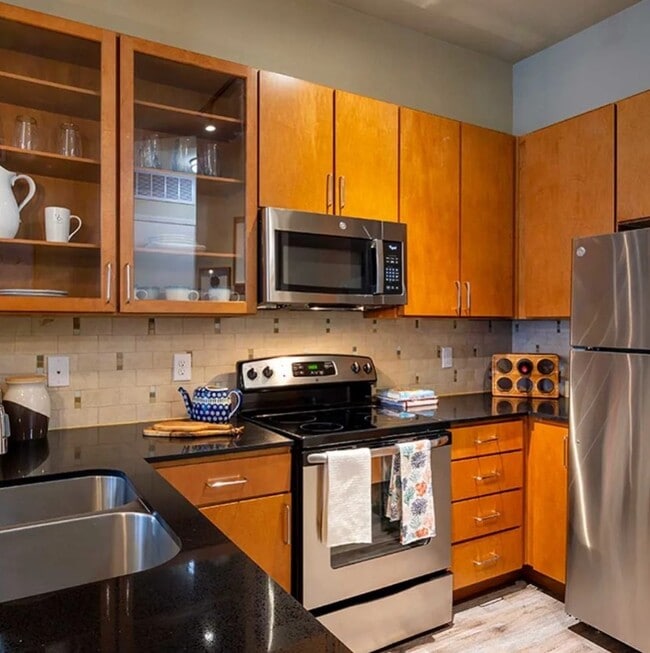 property at 5455 Richmond Ave