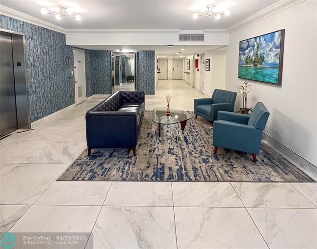 806 Cypress Grove Ln in Pompano Beach, FL - Building Photo - Building Photo