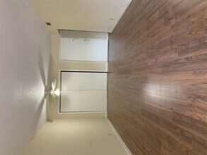 1859 Poplar Woods Cir W-Unit -207 in Germantown, TN - Building Photo - Building Photo