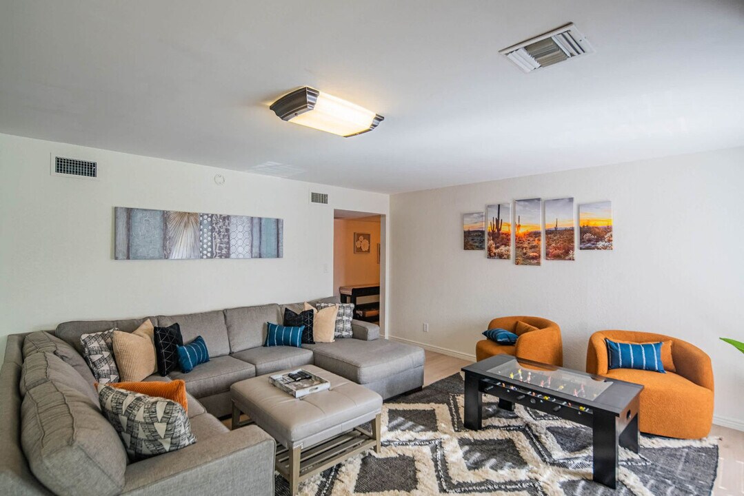 6411 E Thunderbird Rd in Scottsdale, AZ - Building Photo