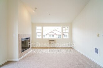 760 NW 185th Ave in Beaverton, OR - Building Photo - Building Photo