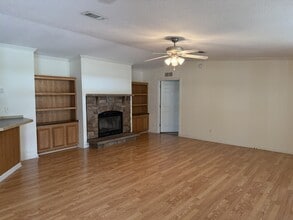 14191 NW 72nd Terrace in Chiefland, FL - Building Photo - Building Photo