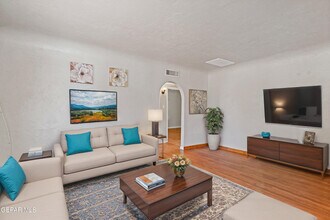 218 Orndorff Dr in El Paso, TX - Building Photo - Building Photo