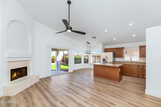 1706 E Windsong Dr in Phoenix, AZ - Building Photo - Building Photo