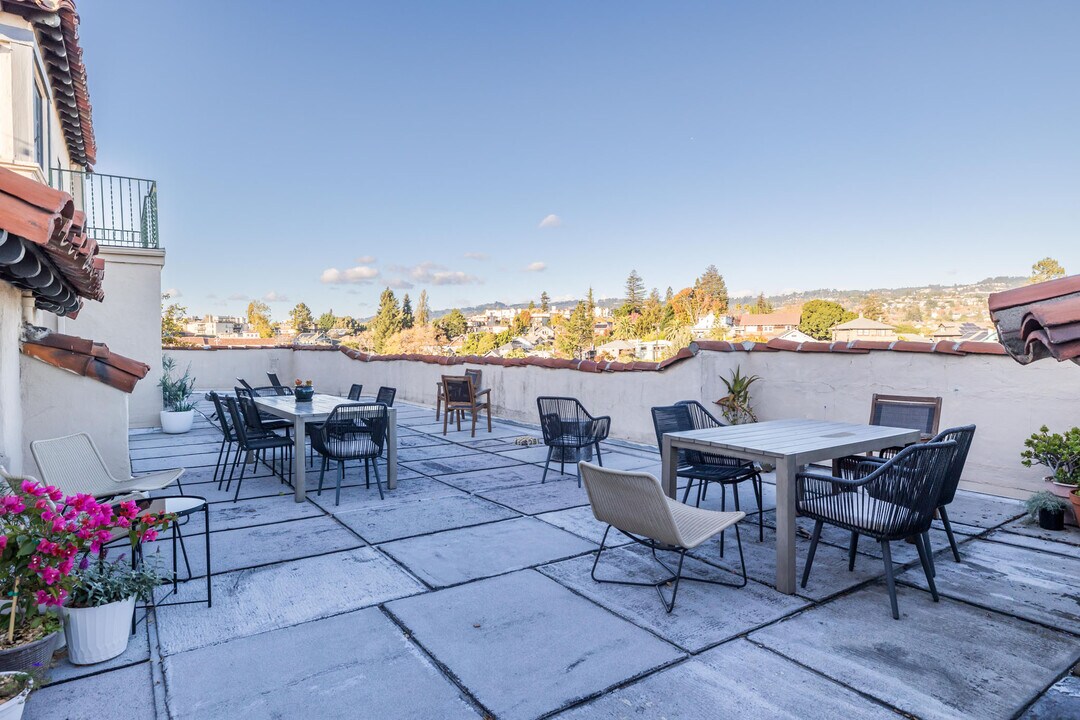 491 Crescent in Oakland, CA - Building Photo