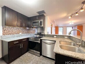 700 Richards St in Honolulu, HI - Foto de edificio - Building Photo