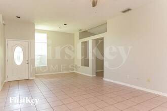8858 Parliament Ct in Kissimmee, FL - Building Photo - Building Photo