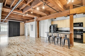 210 Broadway, Unit A-205 in Everett, MA - Building Photo - Building Photo