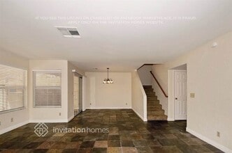 1501 Pacific Terrace Dr in Las Vegas, NV - Foto de edificio - Building Photo