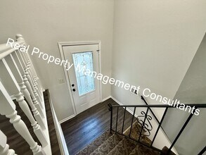 408 SW Shamrock Pl in Blue Springs, MO - Building Photo - Building Photo