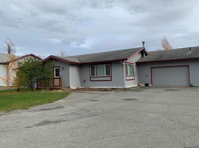 property at 1933 N Hemmer Rd