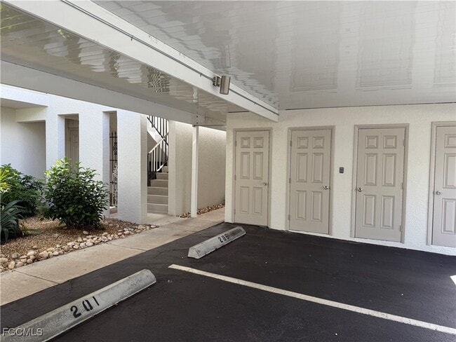 131 SW 47th Terrace in Cape Coral, FL - Foto de edificio - Building Photo