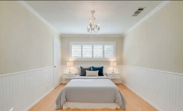 1444 N Clybourn Ave in Burbank, CA - Building Photo - Building Photo