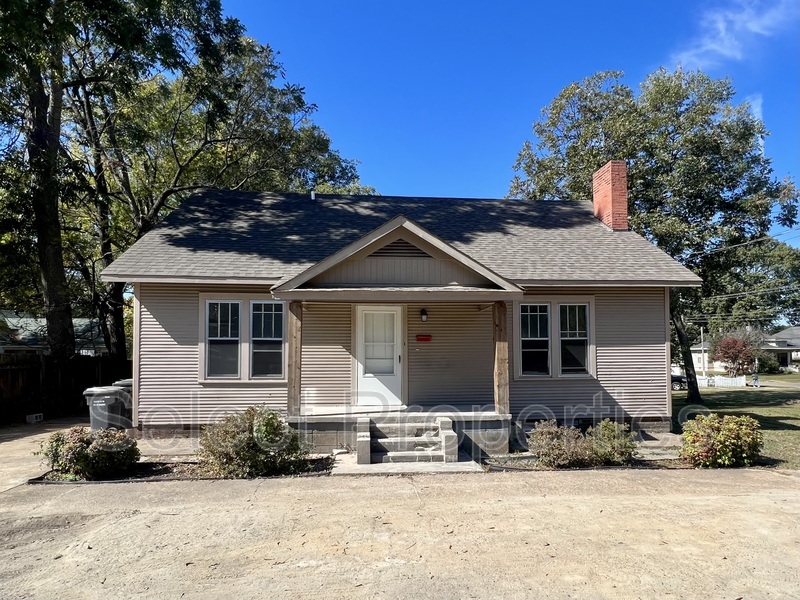 1011 Haven St in Jonesboro, AR - Building Photo