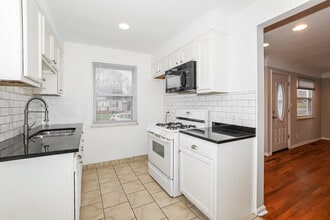 4914 Lincoln Ave in Parma, OH - Building Photo - Building Photo