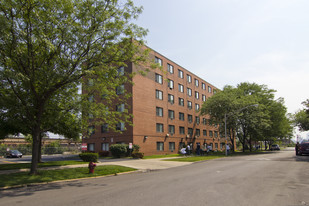 Dr. Lucy Lang-Chappell Housing Complex in Chicago, IL - Building Photo