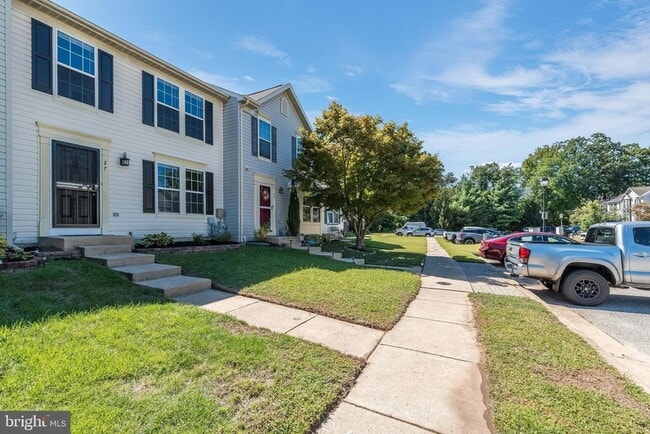 27 Cutter Cove Ct in Middle River, MD - Building Photo - Building Photo