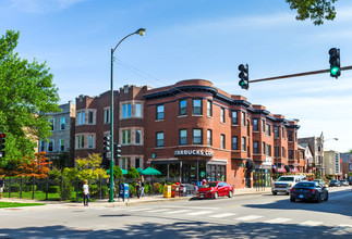 2535-2543 N California Ave in Chicago, IL - Foto de edificio - Building Photo