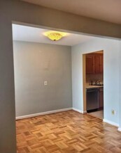 5112 MacArthur Blvd NW in Washington, DC - Building Photo - Building Photo