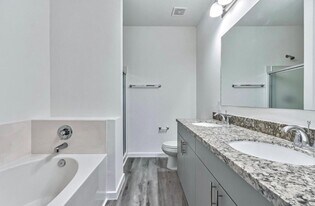 13313 Tetris Dr in Houston, TX - Building Photo