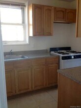 1332 Metropolitan Ave in Bronx, NY - Building Photo - Building Photo