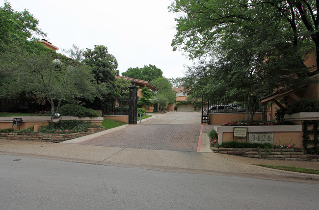 Villas at the Mansion in Dallas, TX - Foto de edificio - Building Photo