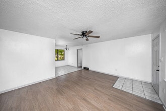 4303 NW Williams Ave in Lawton, OK - Building Photo - Building Photo