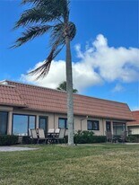 19029 US Hwy 19 N in Clearwater, FL - Building Photo