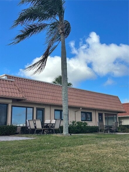 property at 19029 US Hwy 19 N