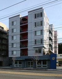 1540 Eastlake Ave in Seattle, WA - Foto de edificio - Building Photo