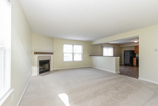 12971 Quarterback Ln in Fishers, IN - Building Photo - Building Photo