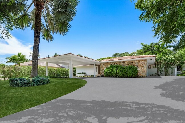 property at 8118 Los Pinos Blvd