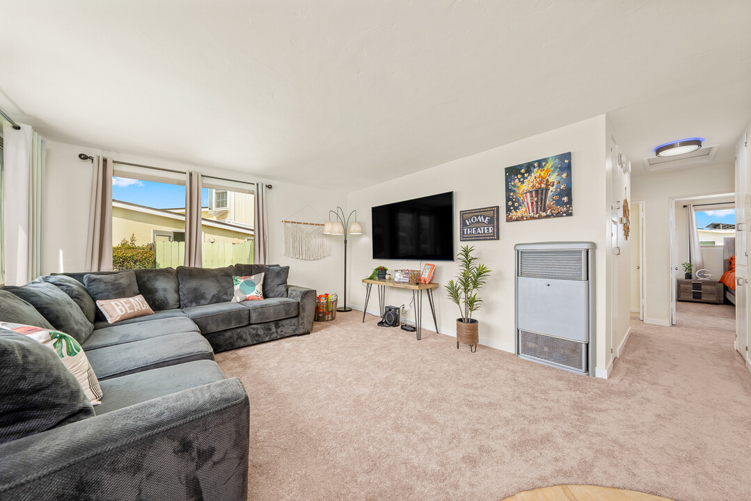 376 Bonito Ave in Imperial Beach, CA - Building Photo