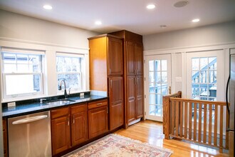 170 Savin Hill Ave in Boston, MA - Building Photo - Building Photo