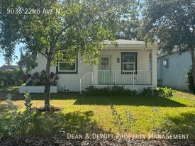 5036 22nd Ave N in St. Petersburg, FL - Building Photo