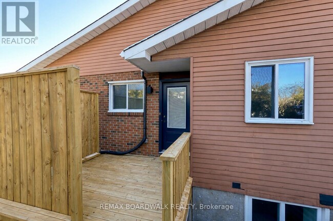 property at 300 Dalehurst Dr