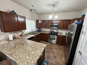 2063 Velliquette Ln in Colorado Springs, CO - Building Photo - Building Photo