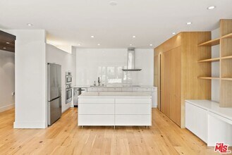 515 Ocean Ave, Unit 303N in Santa Monica, CA - Building Photo - Building Photo