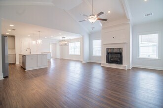 133 Quail Run Ave in Smiths Station, AL - Building Photo - Building Photo