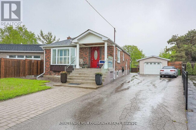 property at 52 Princeway Dr