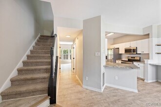 2805 Queensland Dr in Richmond, VA - Building Photo - Building Photo