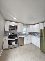 2733 Indian Boundary Rd in River Grove, IL - Building Photo