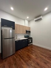 48 Bergen Ave, Unit 1B in Jersey City, NJ - Building Photo - Building Photo