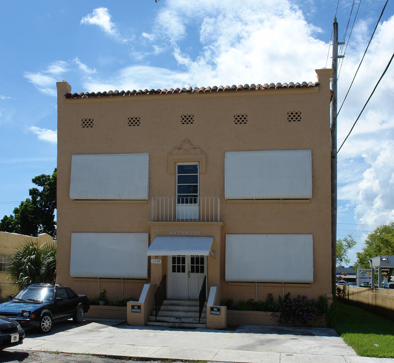 2144 SW 6th St in Miami, FL - Building Photo