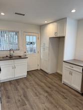 154 S Grand Oaks Ave in Pasadena, CA - Building Photo - Building Photo