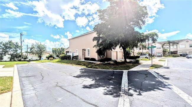 3792 Mahony Ln in Sarasota, FL - Building Photo - Building Photo