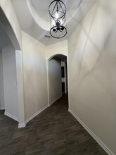 6102 Amir Dr in Laredo, TX - Building Photo - Building Photo