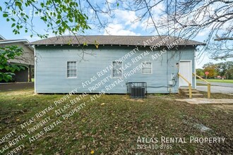 3025 Elm St in Tuscaloosa, AL - Building Photo - Building Photo